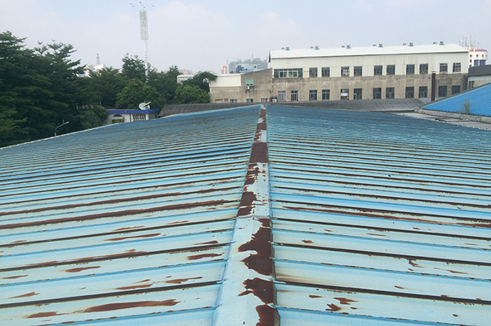 金屬屋面女兒墻防水示意圖